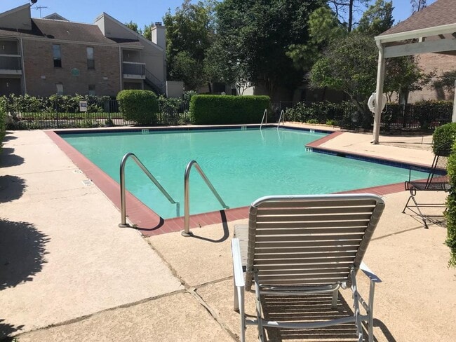 Building Photo - 7950 N Stadium Dr