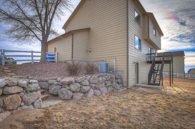 Building Photo - Beautiful 2 Story In Woodmen Hills!