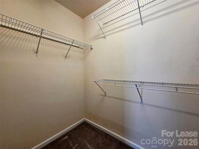 Building Photo - 1114 Drayton Ct