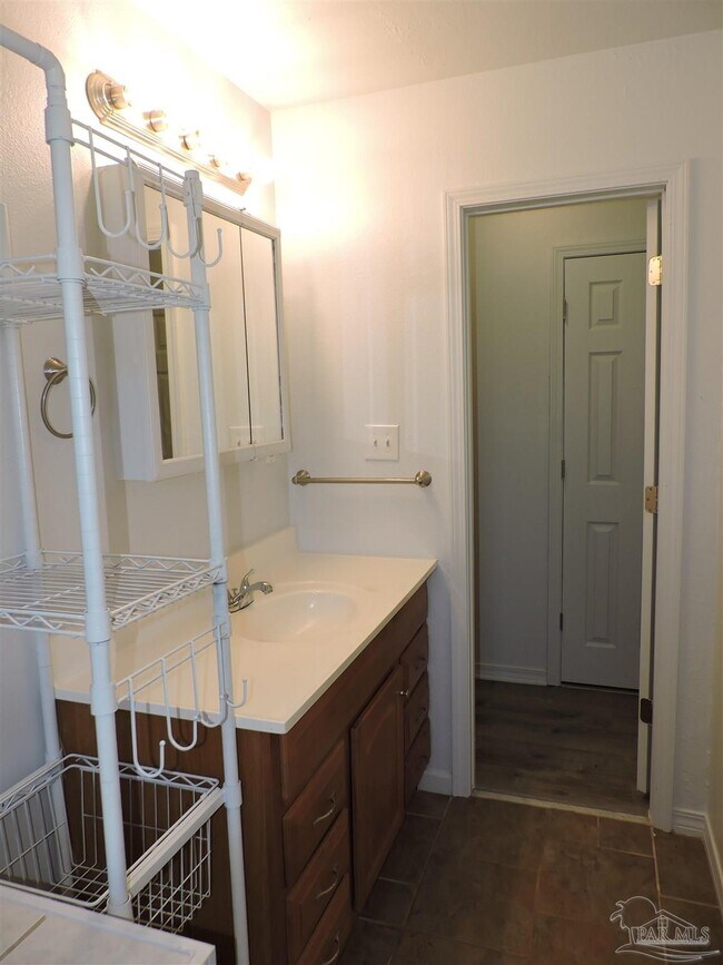 Building Photo - 1070 Sagebrush Trail