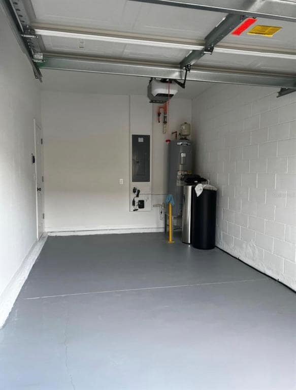 Building Photo - 10552 Salt Grove St