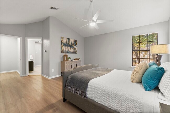 Building Photo - 105 Eagle Rock Cir