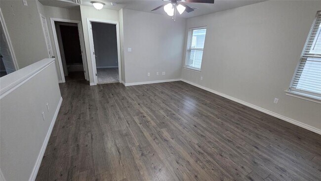 Building Photo - 232 Syrah Ct