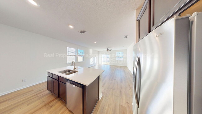 Building Photo - 7675 Merchants Way