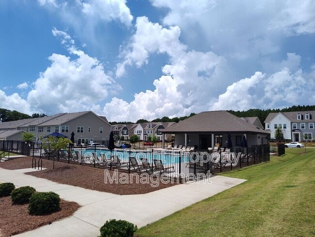 Building Photo - 14041 Castle Nook Dr