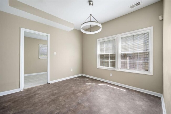 Building Photo - 92 Ormond St SE