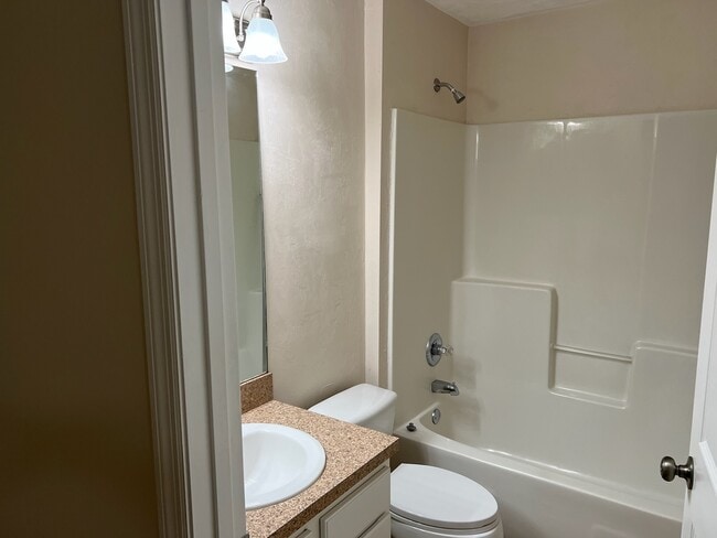 Building Photo - 6368 NW 109th Pl