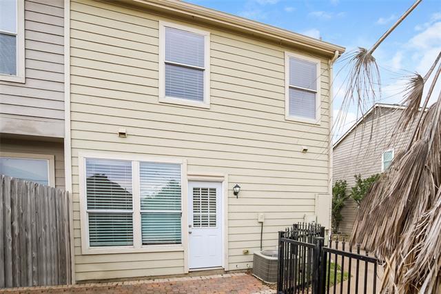 Building Photo - 10708 Astor Dr