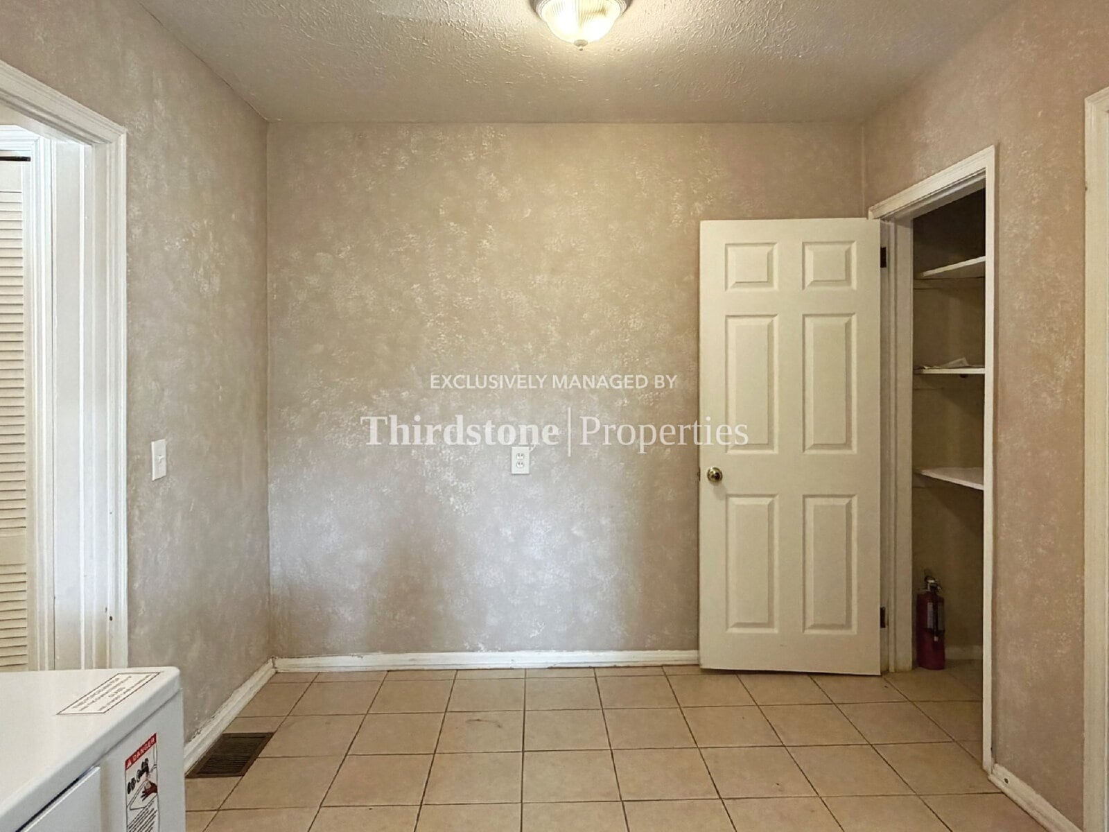 Building Photo - 2660 Gale Ct