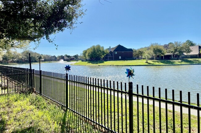 Building Photo - 17447 S Summit Canyon Dr