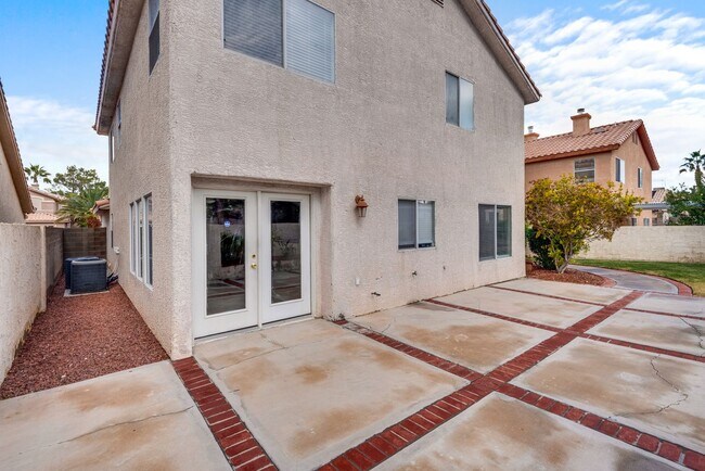 Building Photo - Gorgeous Two-Story Home with Fresh Interiors and Exceptional Curb Appeal