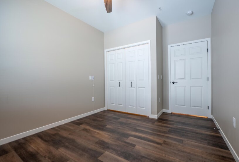 Building Photo - 608 Pine St