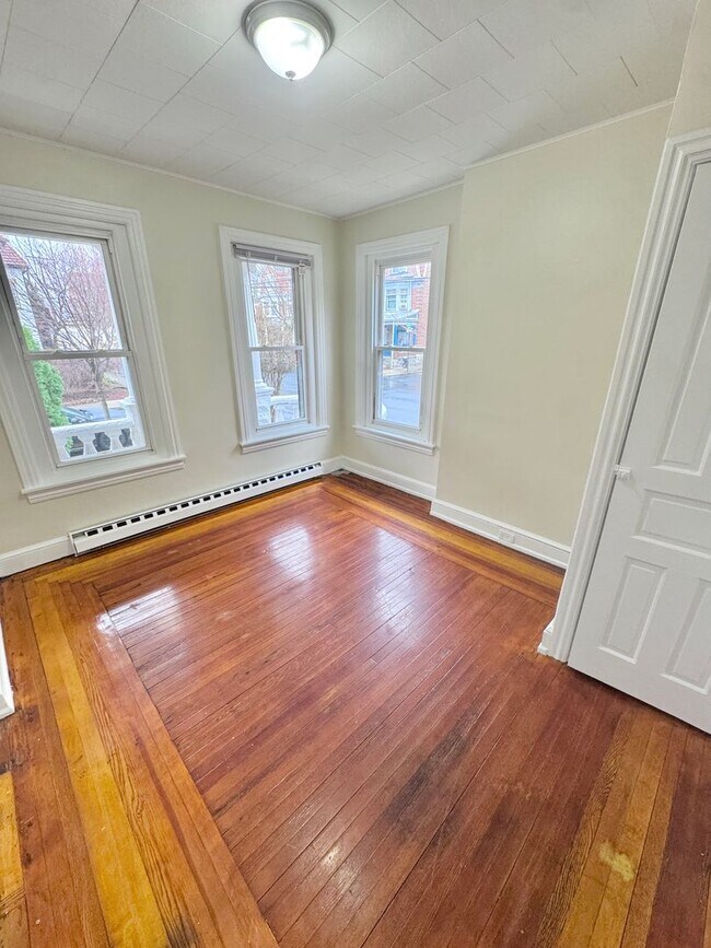 Building Photo - 43 North St