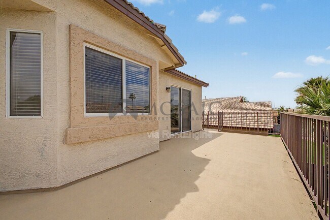 Building Photo - 3356 E Mayberry Ave