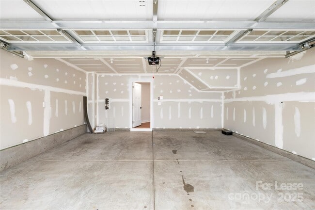 Building Photo - 1240 Newell Towns Ln