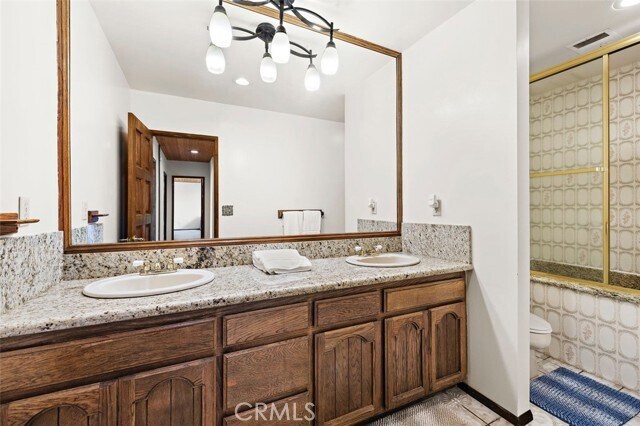Building Photo - 751 Bolsana Dr