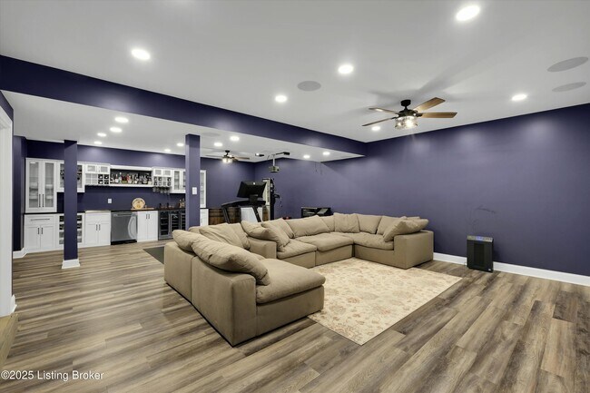 Building Photo - 825 Artisan Pkwy