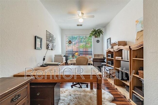 Building Photo - 2717 Via Cipriani