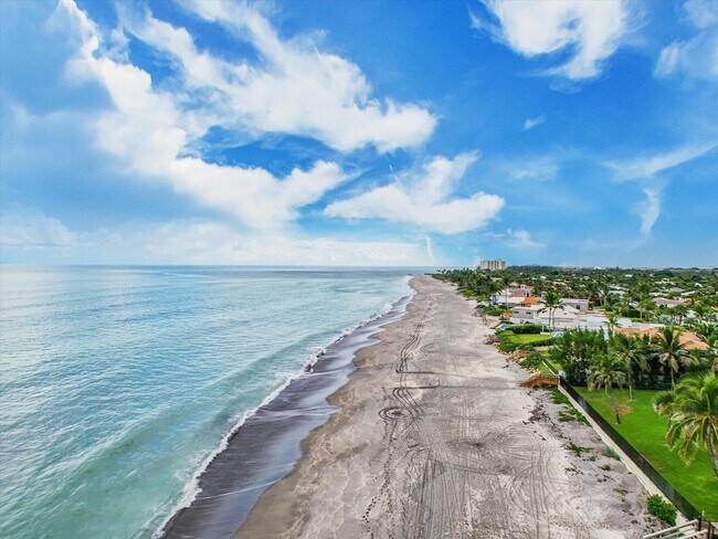 Building Photo - 225 S Beach Rd