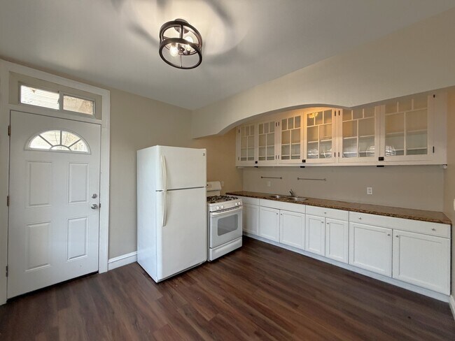 Building Photo - 4307 W 63rd St