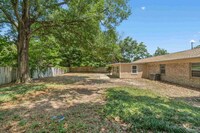 Building Photo - Scenic Heights Living at an Affordable Price!