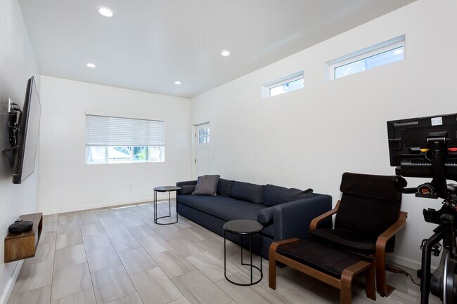 Building Photo - Charming Home in Heart of Normal Heights