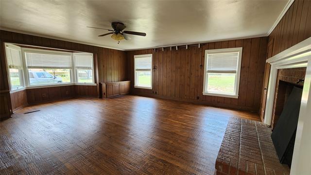 Building Photo - 1824 Willowwood St