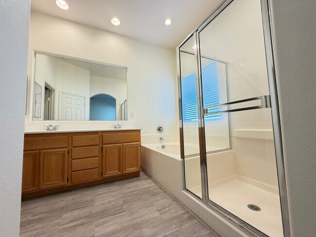 Building Photo - Paseo Del Sol Single Story 4 Bedroom House for Rent