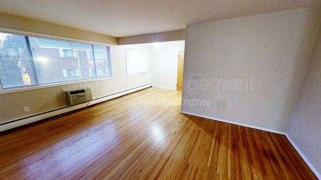 Building Photo - 154 Woodhill Dr