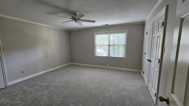 Building Photo - 8486 Hunters Forest Cove
