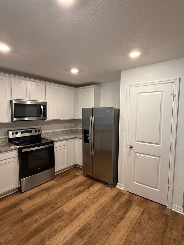 Building Photo - 29824 Fedora Cir