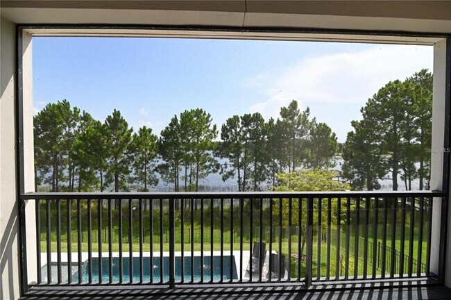 Building Photo - 15704 Marina Bay Dr