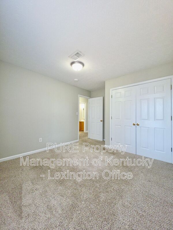 Building Photo - 126 Grinder Ct
