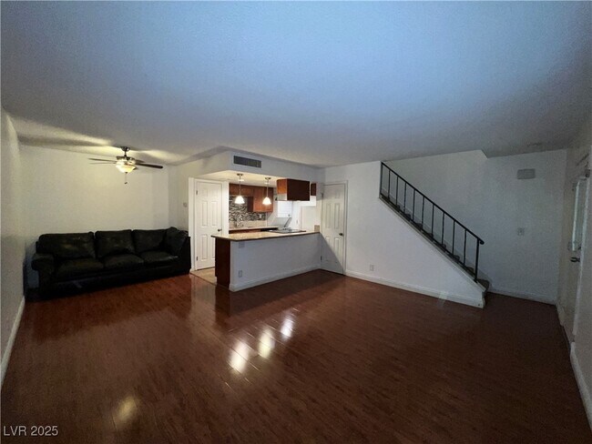 Building Photo - 1467 Lorilyn Ave