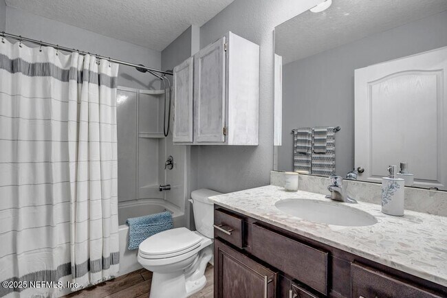 Building Photo - 11533 Red Koi Dr