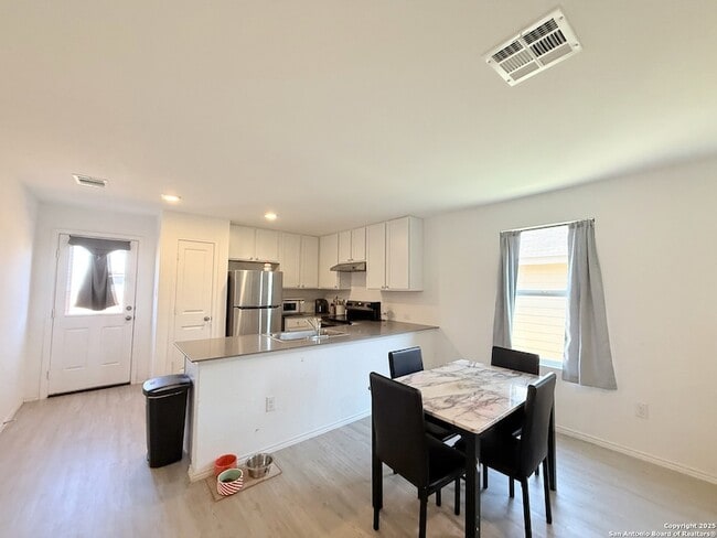 Building Photo - 8439 Violet Sapphire