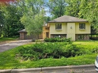 Building Photo - 13701 Wood Ln