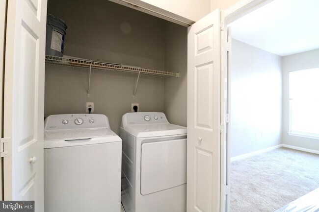 Building Photo - 5117 Travis Edward Way