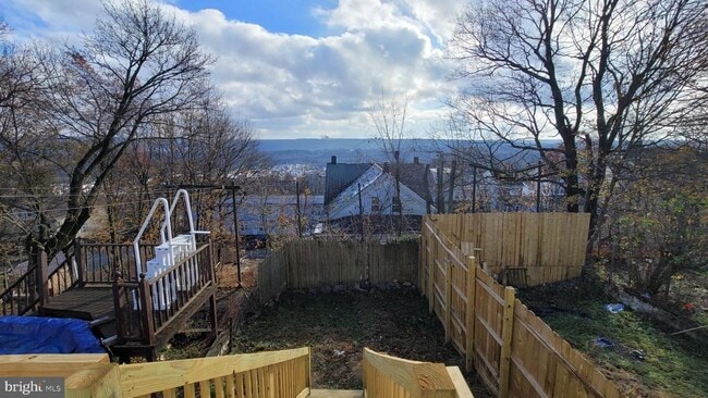 Building Photo - 262 Indiana Ave