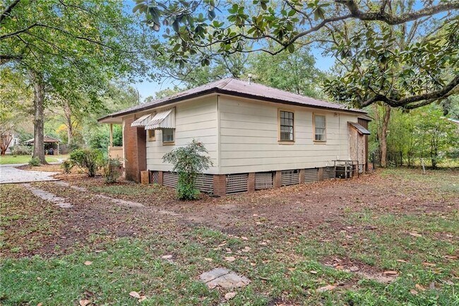 Building Photo - 4813 Chaudron Dr