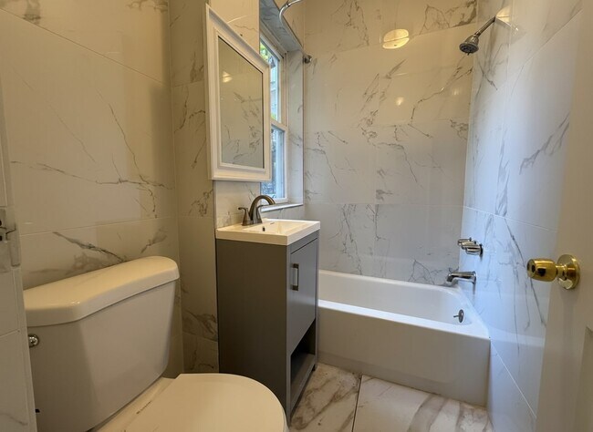 Building Photo - 2556 N Jessup-