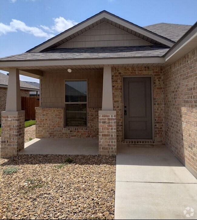 Building Photo - Newer Construction in The Meadows 3/2/2