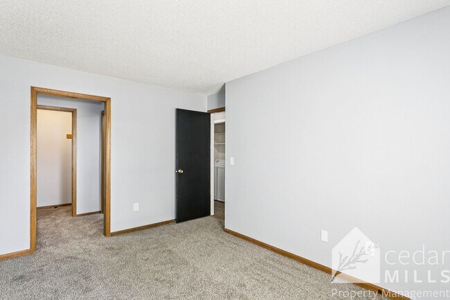 Building Photo - 1717 S Cypress
