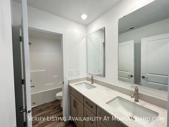Building Photo - 8205 W Grey Alder Dr