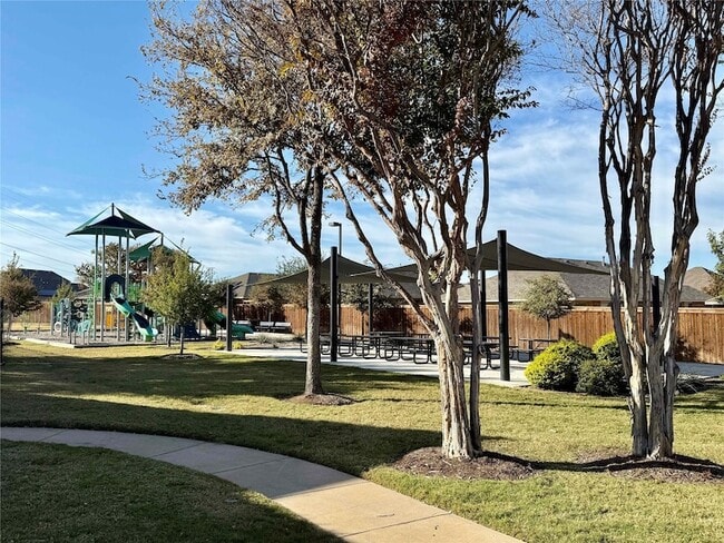 Building Photo - 309 Crowfoot Dr