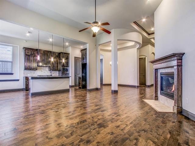 Building Photo - 6201 Savannah Oak Trail