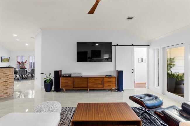 Building Photo - 26119 Savory Springs Ln