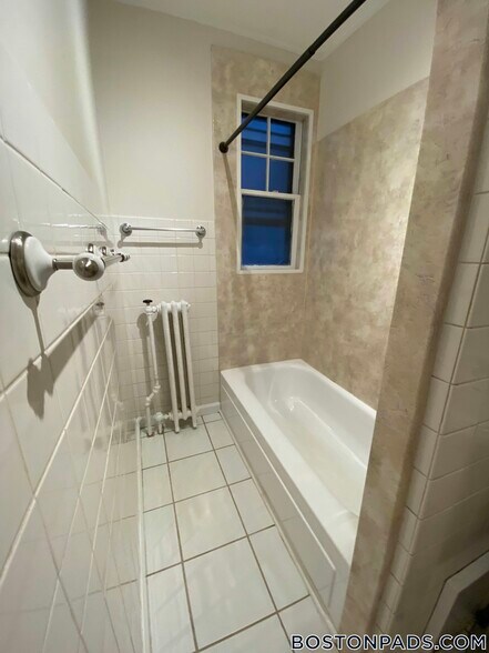 Building Photo - 26 Chiswick Rd