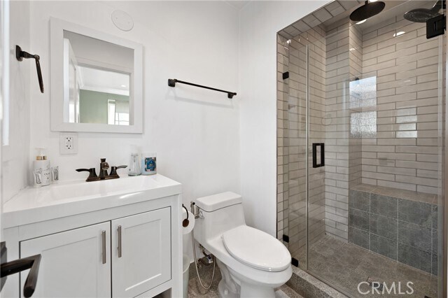 Building Photo - 20852 Kittridge St