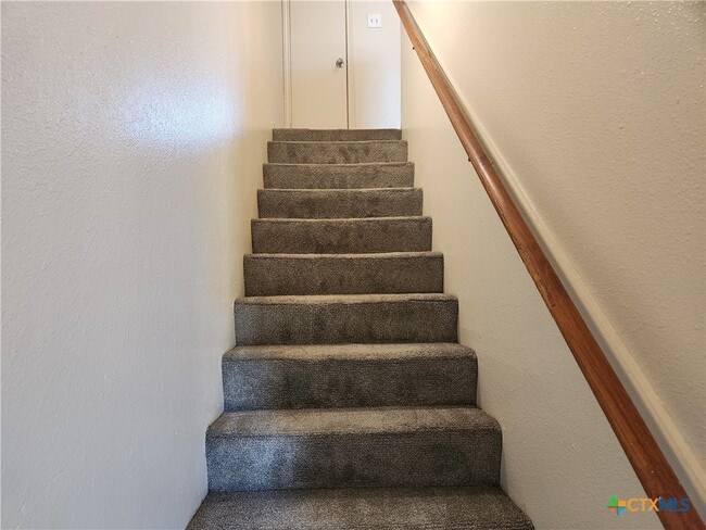 Primary Photo - 904 C Ticonderoga Dr